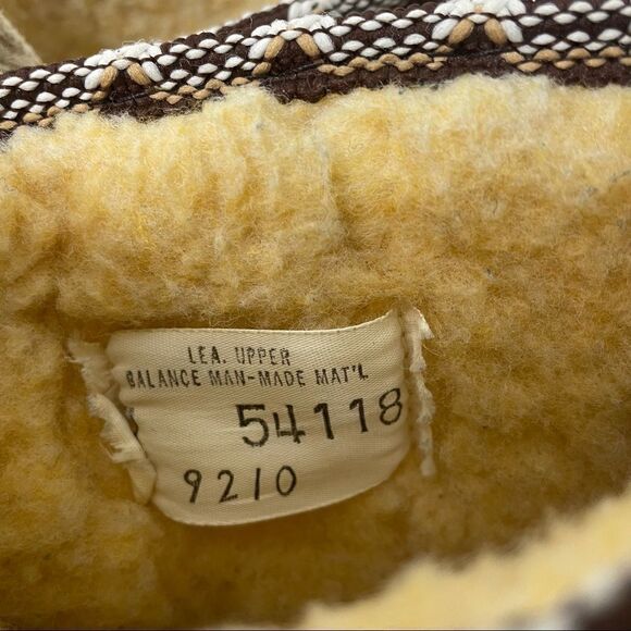 Quoddy Brown Suede Faux Fur Wool Lined Lace Up Moccasin Boots - Picture 8 of 15